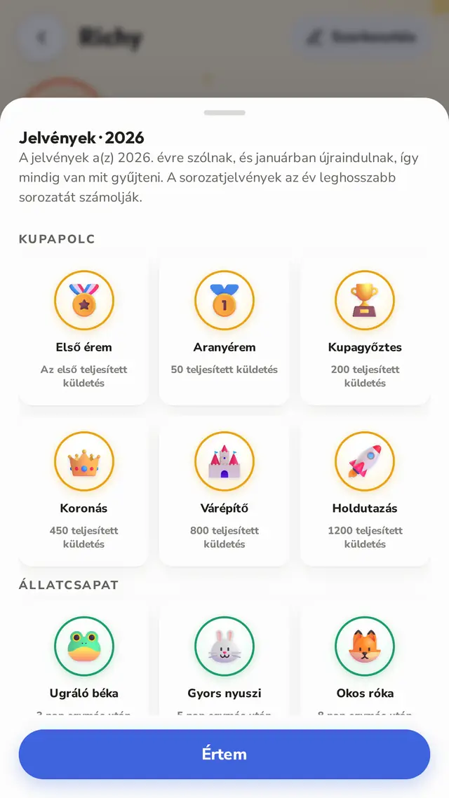 Egész évben gyűjthető jelvények
